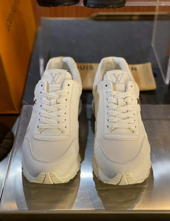 Picture of Louis Vuitton Shoes _SKULVsz38-46hnh055017380